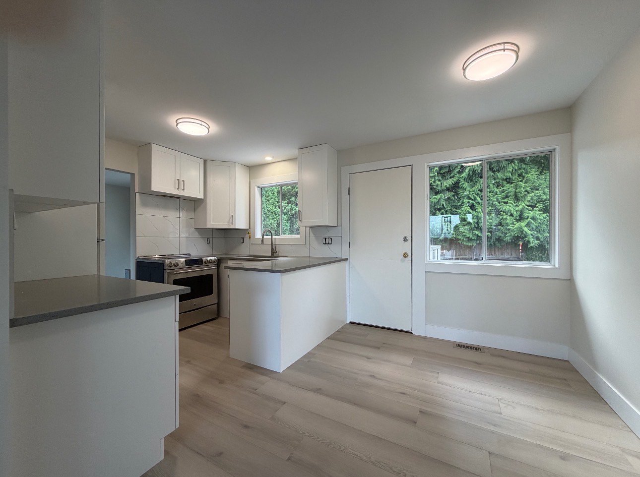 3 Bedroom Garden Suite for Rent - Ridgeway St, Abbotsford, BC 4