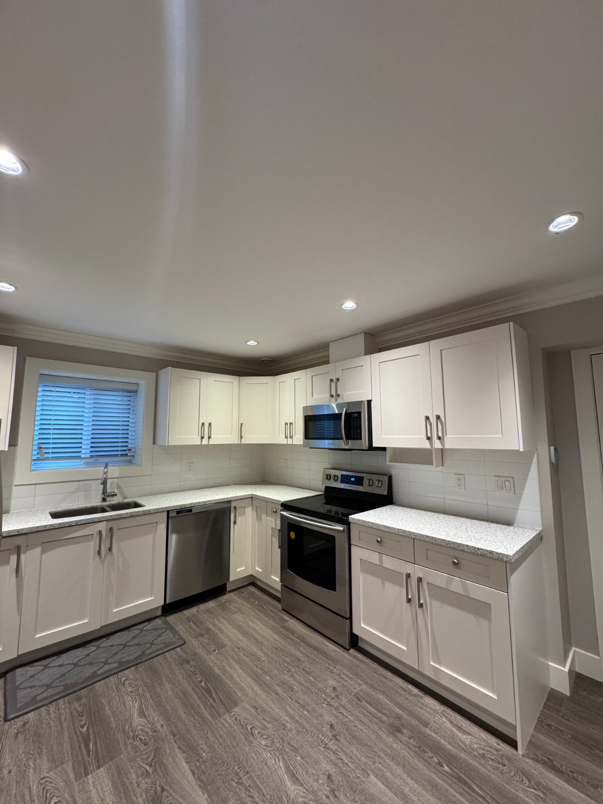 2 Bedroom Basement Suite for Rent - 6739 Humphries Ave, Burnaby, BC 5