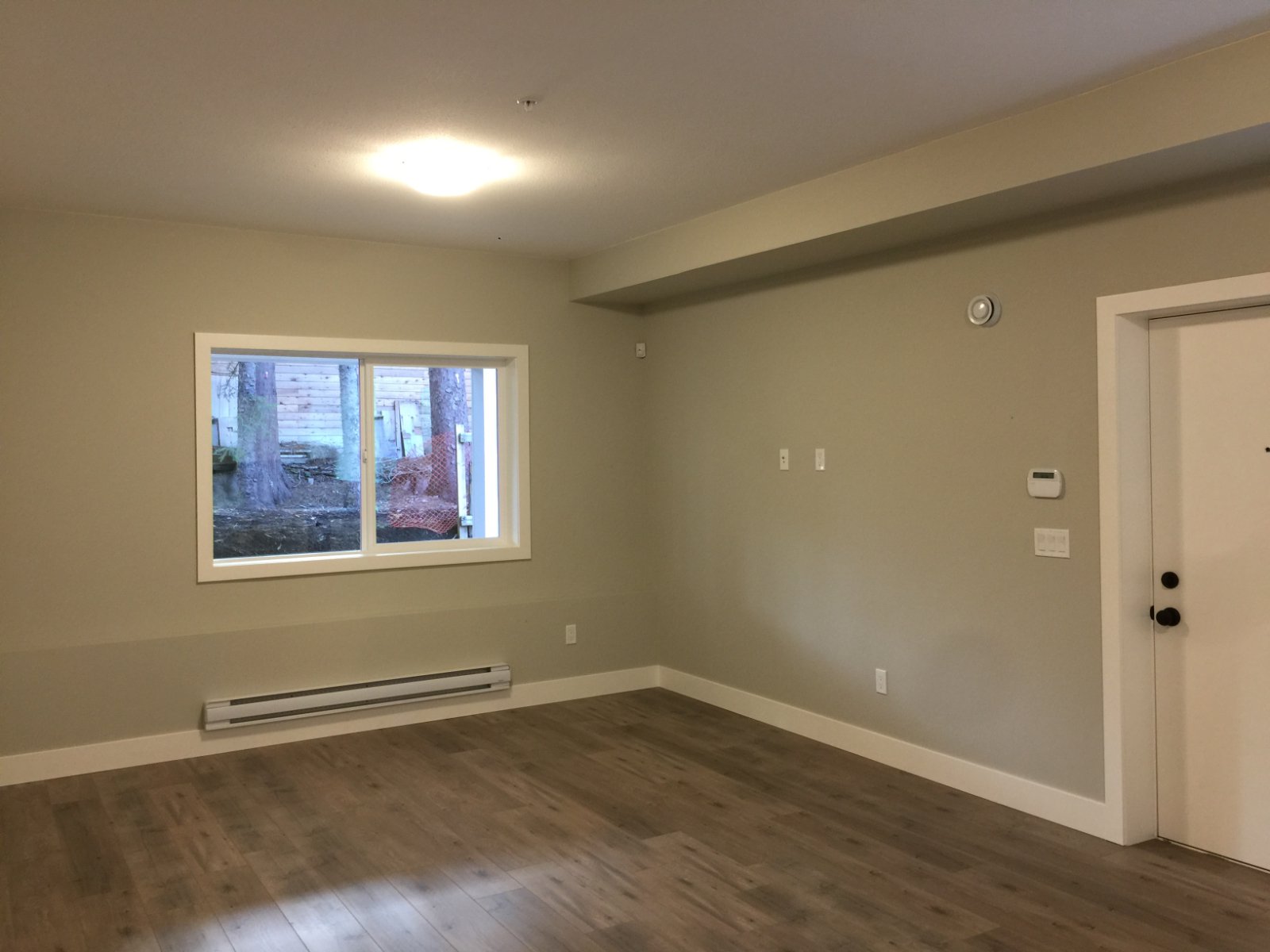 2 Bedroom Basement Suite for Rent - Allison St, Maple Ridge, BC 4