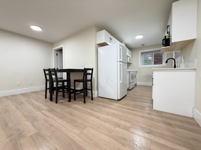 2 Bedroom Basement Suite for Rent - 20th St, New Westminster, BC 5
