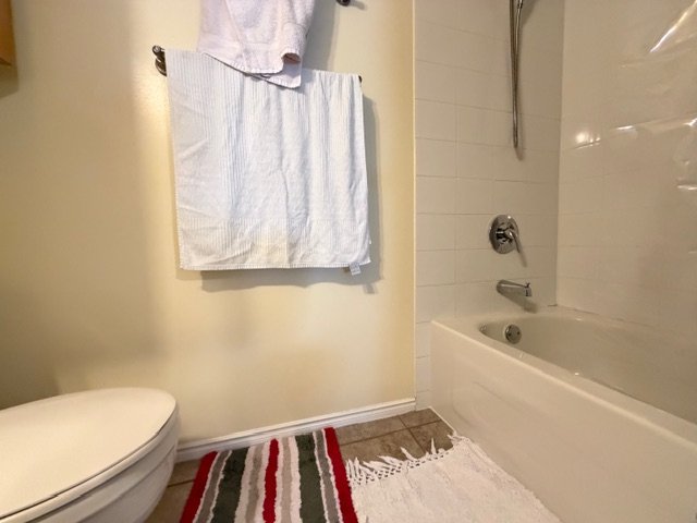 2 Bedroom Garden Suite for Rent - Riverbend Dr, Port Coquitlam, BC 5