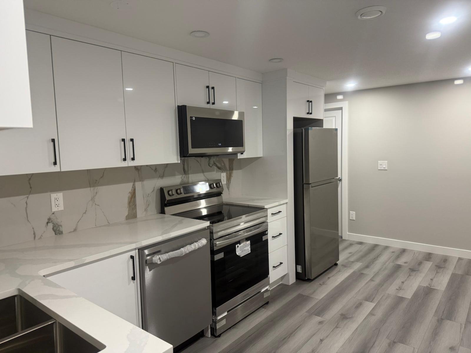 2 Bedroom Basement Suite for Rent - 83 Carringwood Rise NW, Rocky View County, AB 4