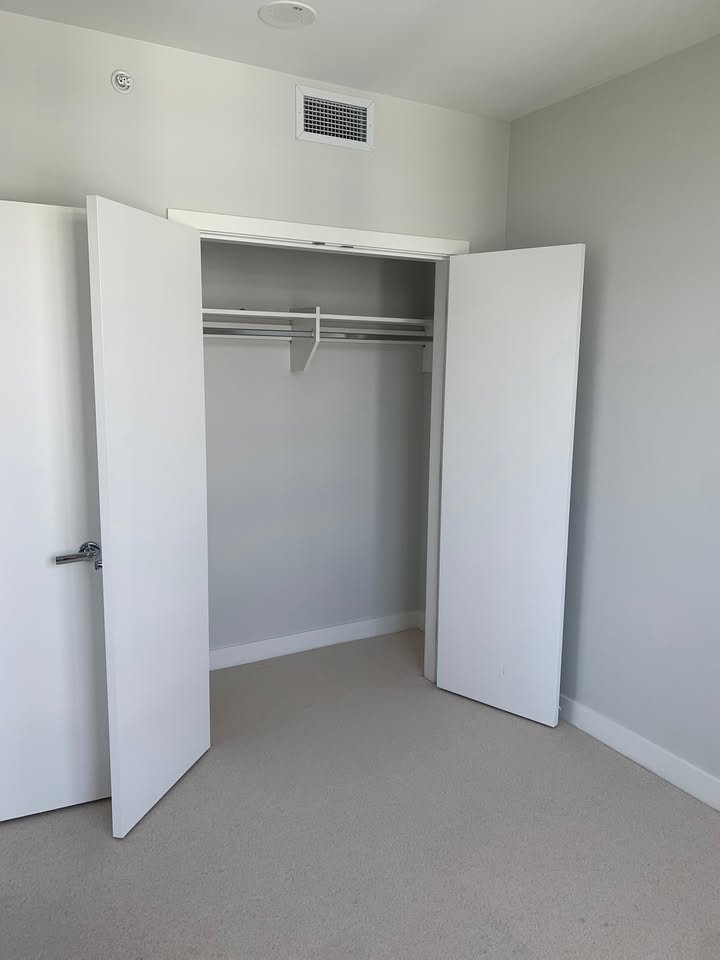 Room in Apartment for Rent - 5410 Shortcut Road, Vancouver, BC 4