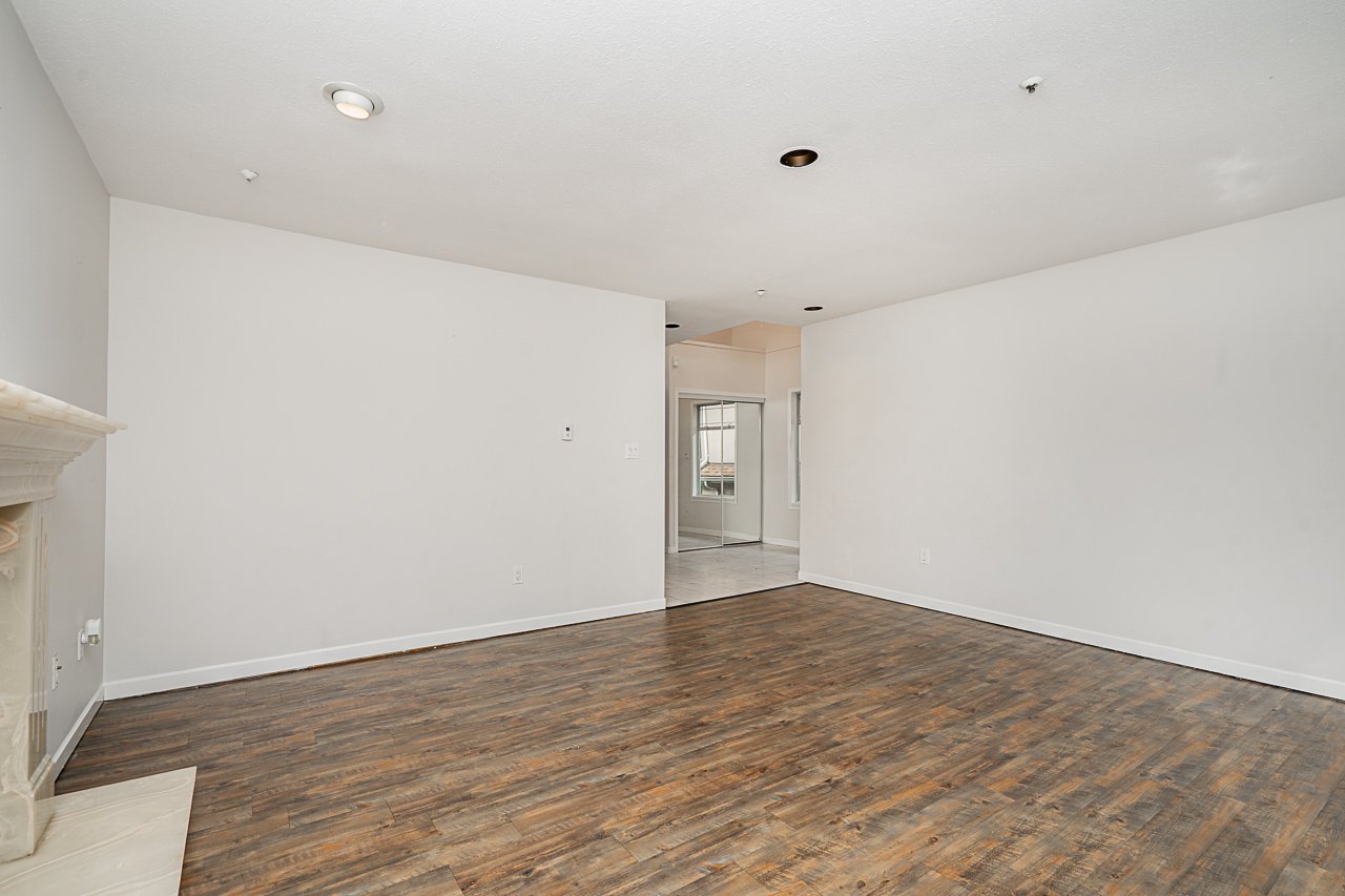 3 Bedroom Townhouse for Rent - 1185 W 16th Ave, Vancouver, BC 2