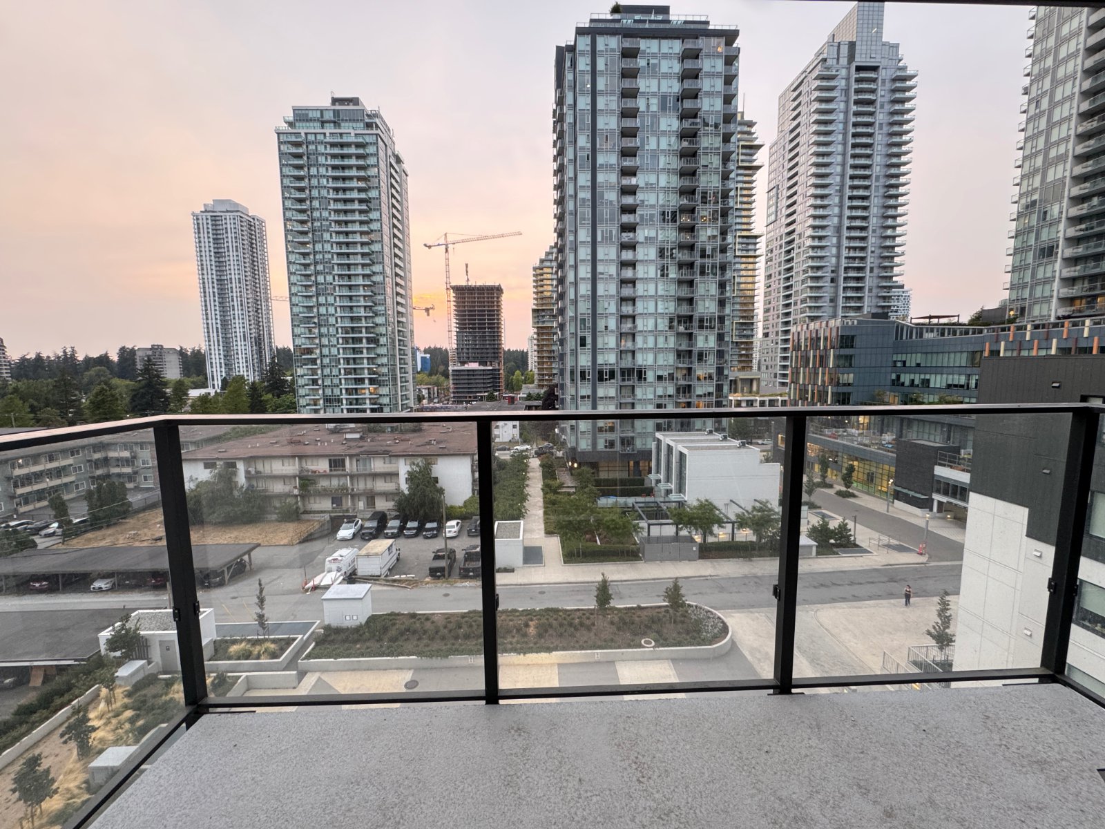 2 Bedroom Apartment for Rent - 6537 Telford Ave, Burnaby, BC 3