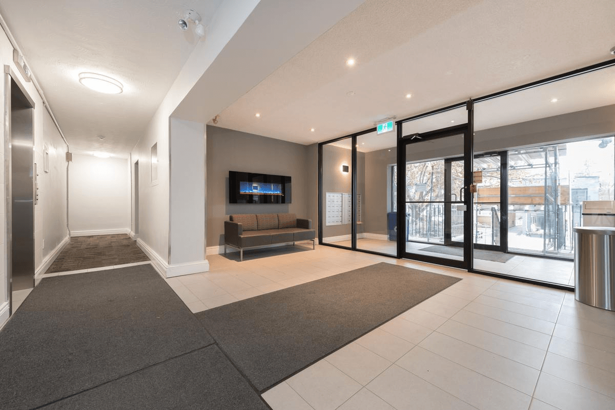 Studio Apartment for Rent - 1636 Gerrard St E, Toronto, ON 2
