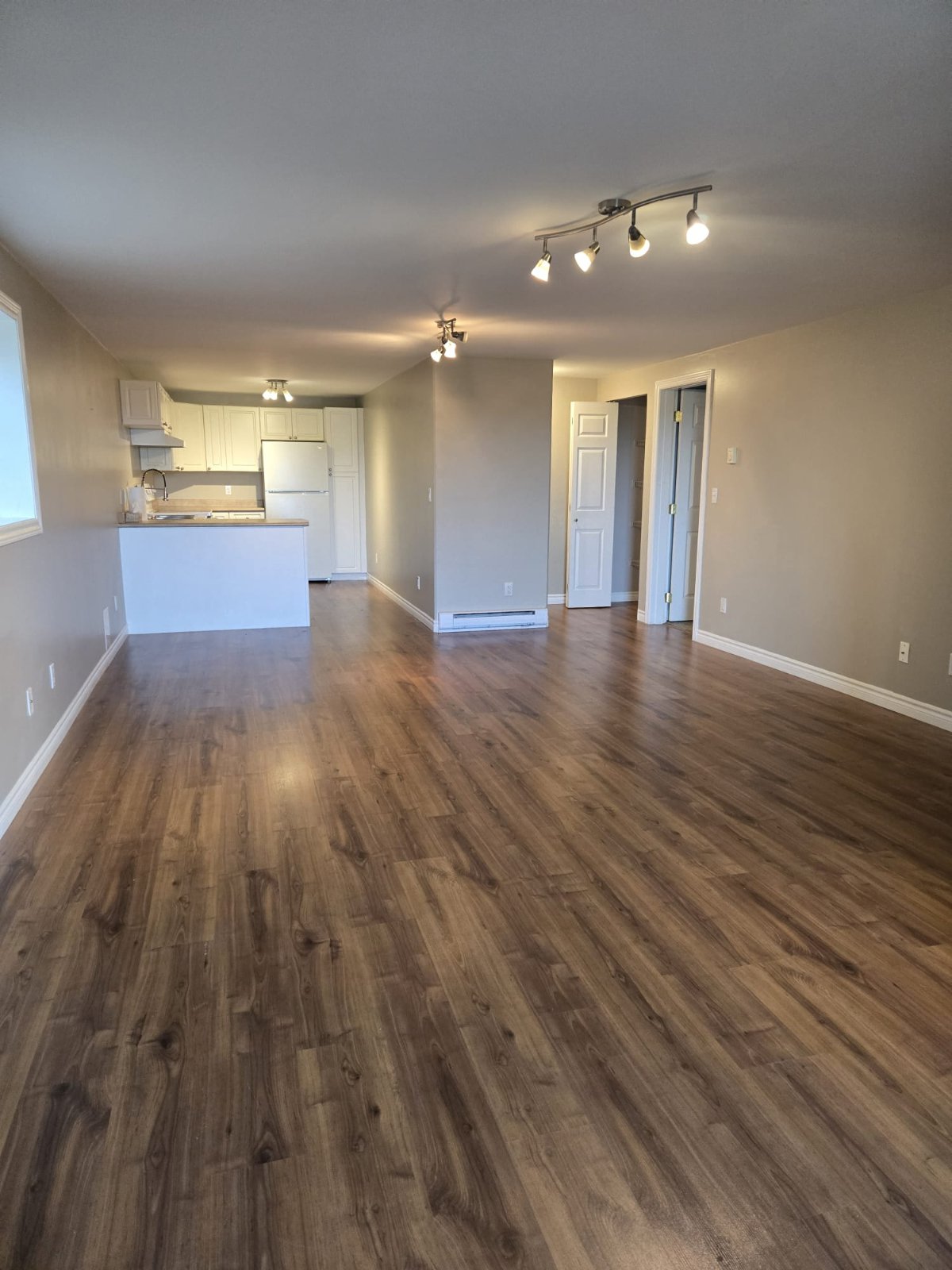 3 Bedroom Private Suite for Rent - Tahoe Ave, Nanaimo, BC 4