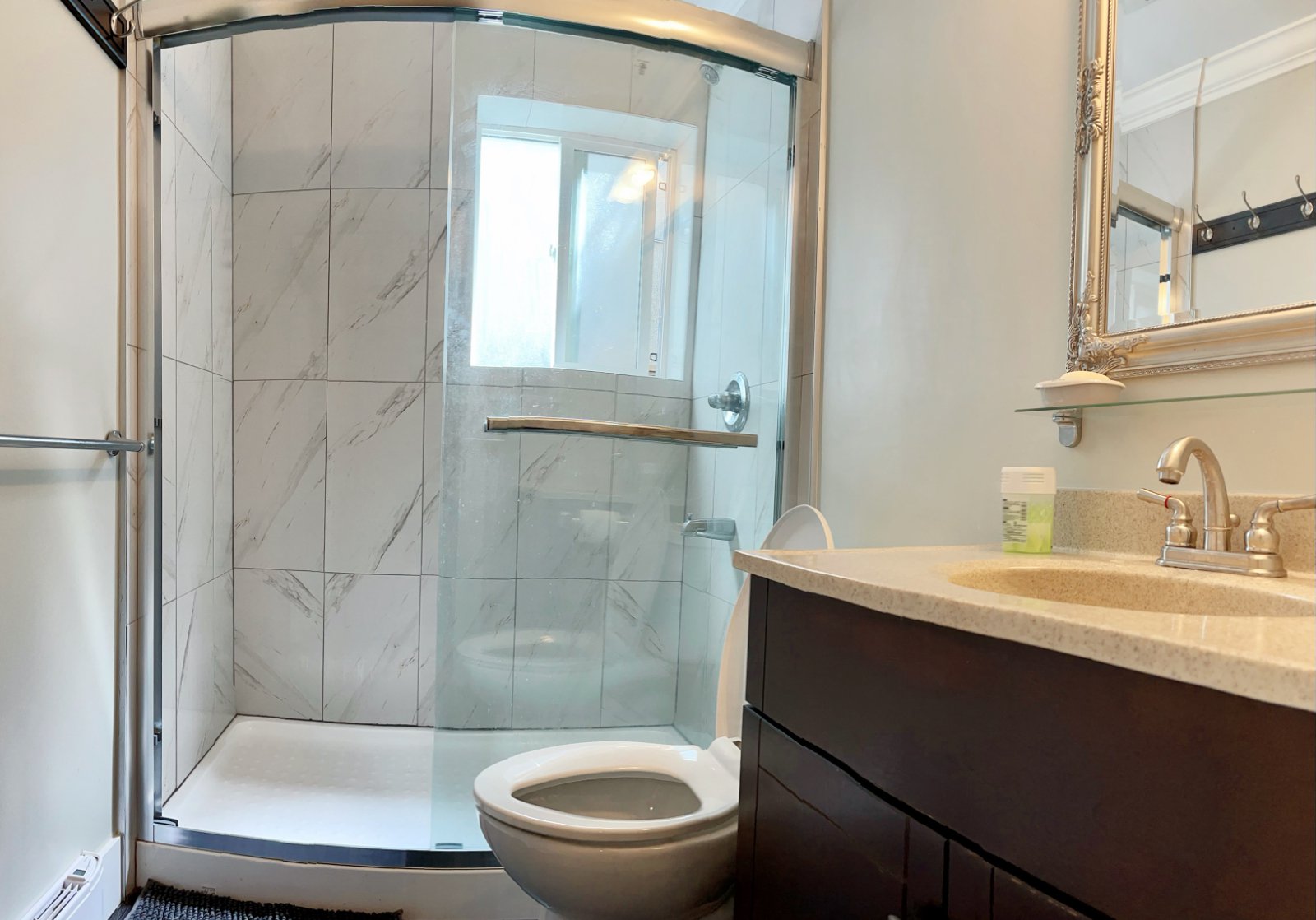 Room in House for Rent - Dumfries St, Vancouver, BC 3