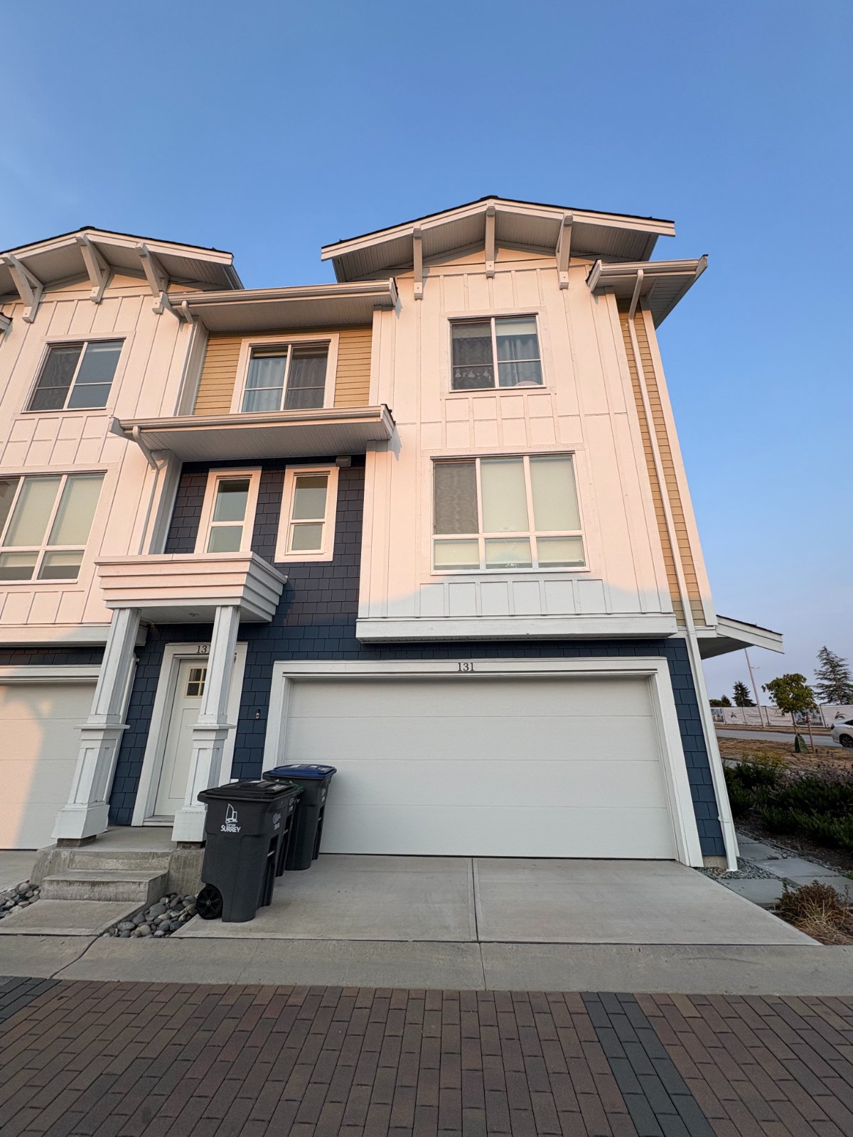 4 Bedroom Townhouse for Rent - 16561 17A Ave, Surrey, BC 3