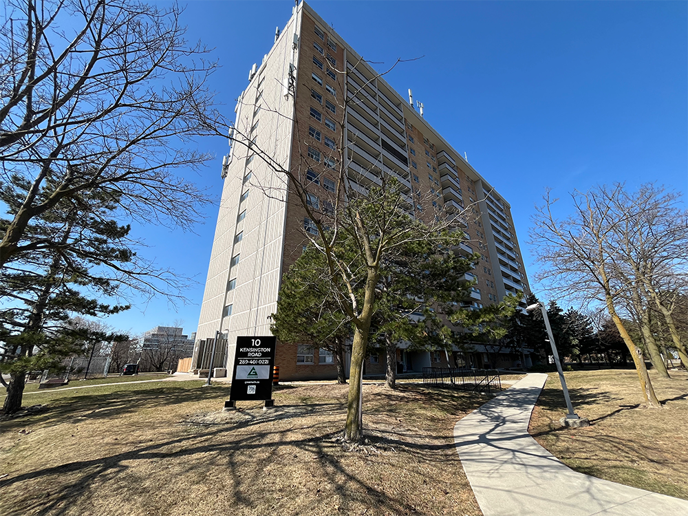 2 Bedroom Apartment for Rent - 10 Kensington Road, Brampton, ON 3