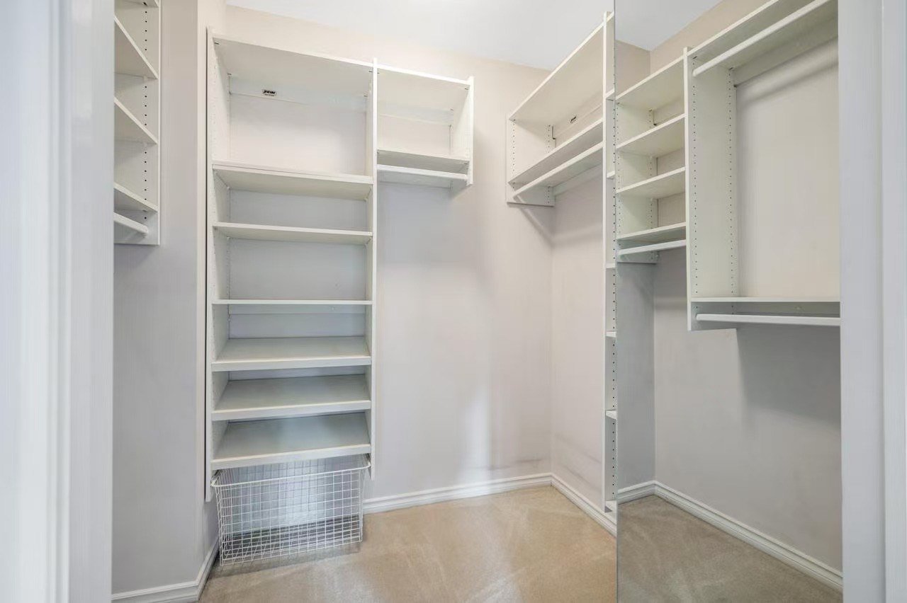 3 Bedroom Garden Suite for Rent - 2810 W 13th Ave, Vancouver, BC 4