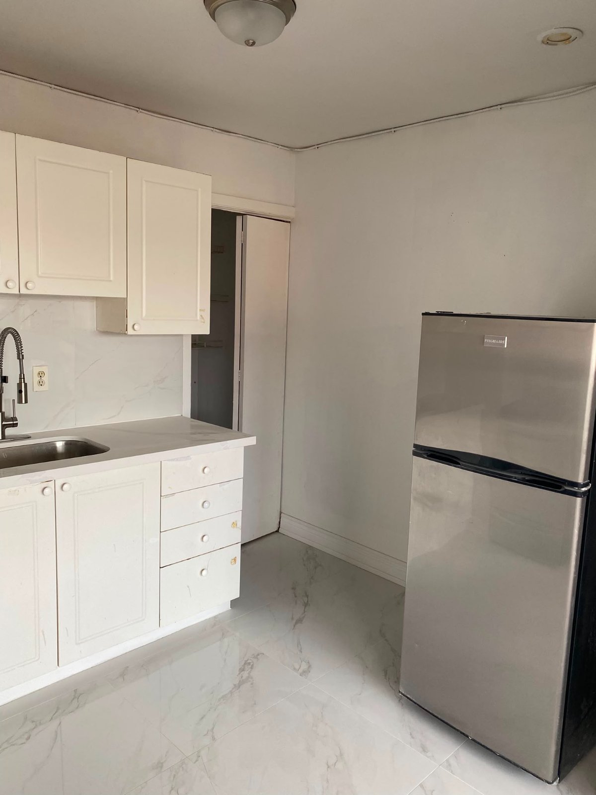 2 Bedroom Apartment for Rent - 1687 St Clair Ave W, Toronto, ON 4