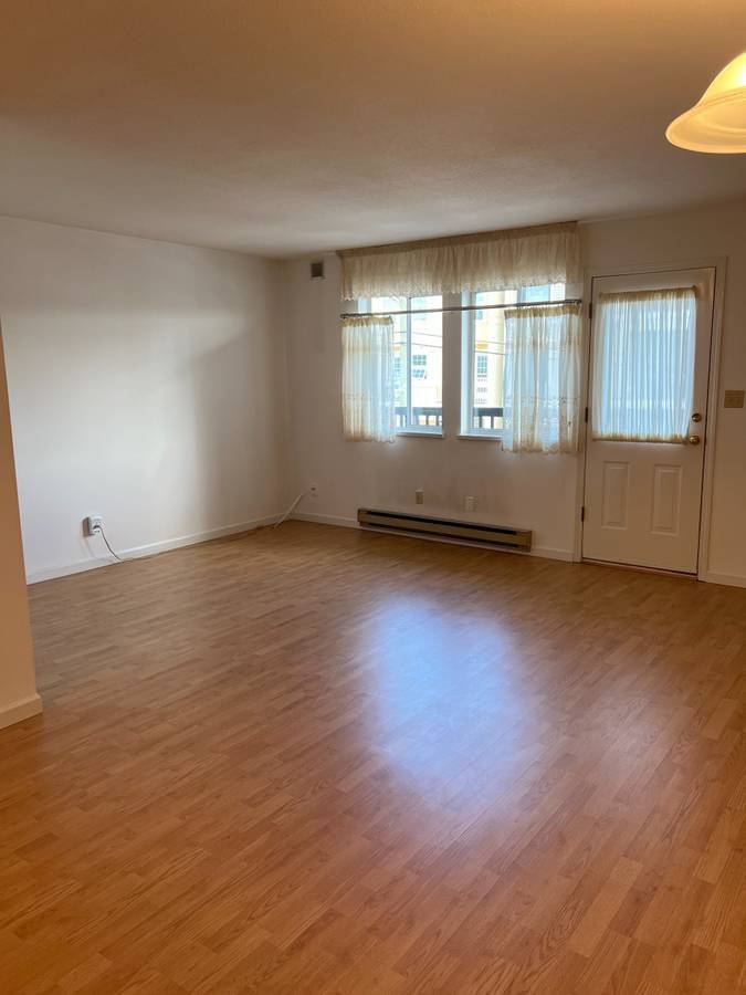 2 Bedroom Apartment for Rent - 12071 1st Ave, Richmond, BC 5