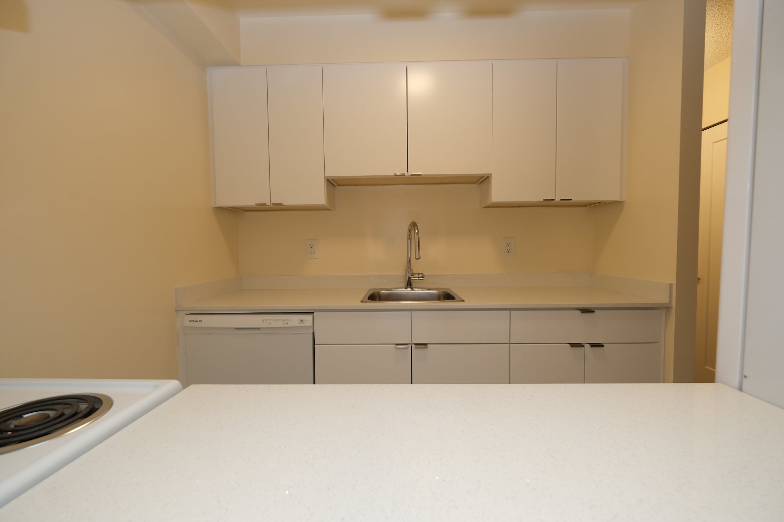 2 Bedroom Apartment for Rent - 651 Moberly Rd, Vancouver, BC 5