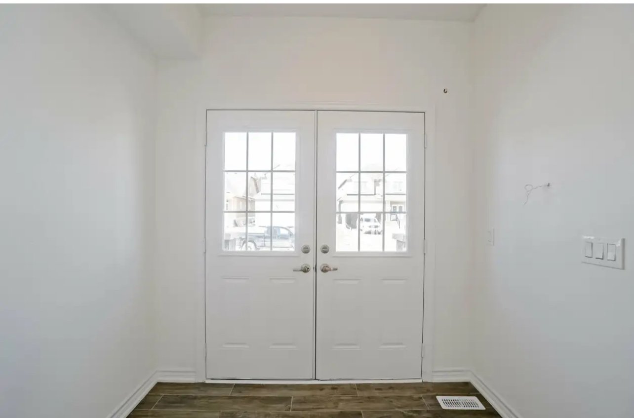 4 Bedroom House for Rent - 234 Ridley Cres, Southgate, ON 2