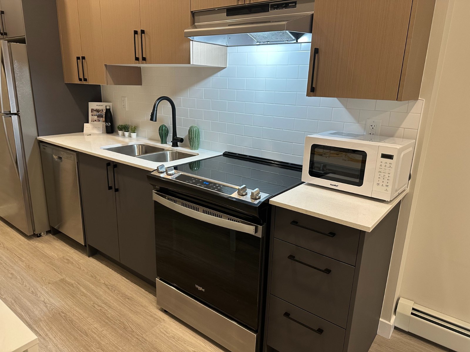 Room in Apartment for Rent - 825 17 Ave SW, Calgary, AB 5