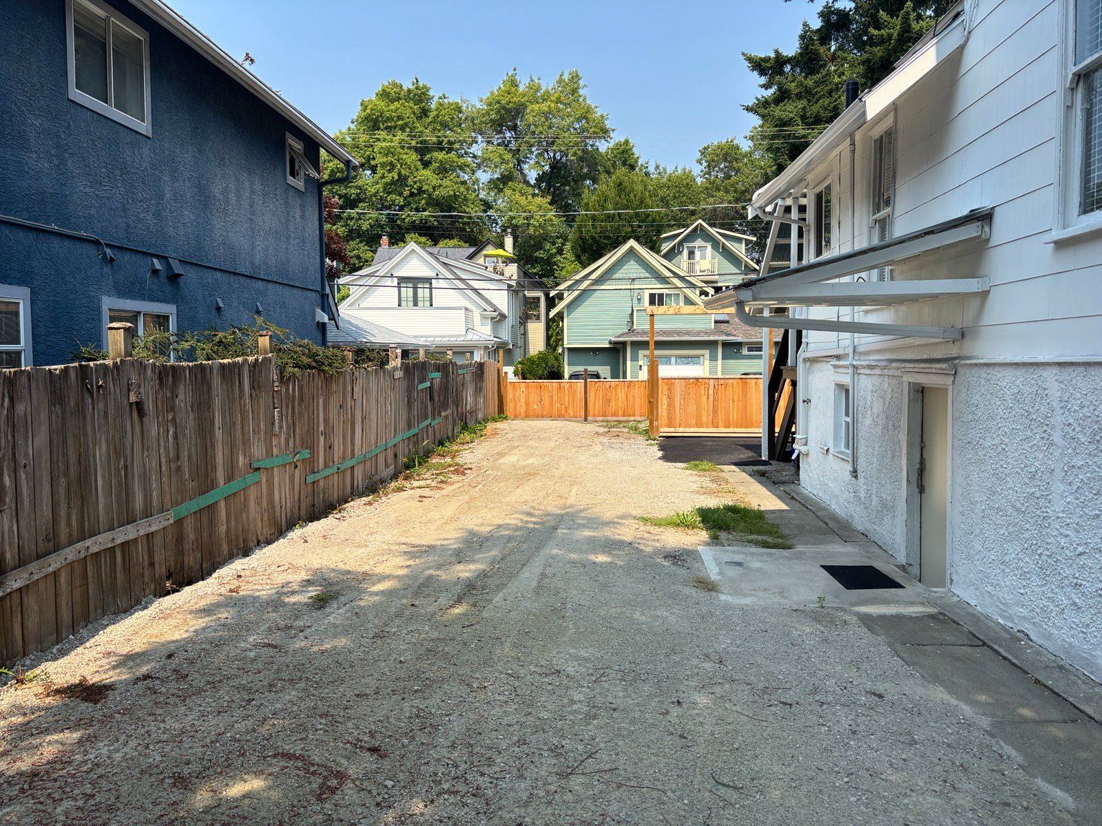 4 Bedroom House for Rent - 135 W 12th Ave, Vancouver, BC 4
