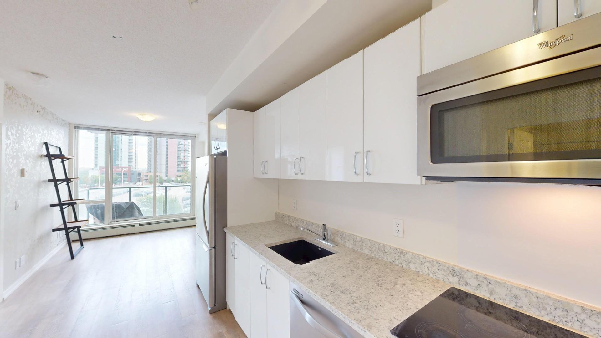 2 Bedroom Apartment for Rent - 450 8 Ave SE, Calgary, AB 3
