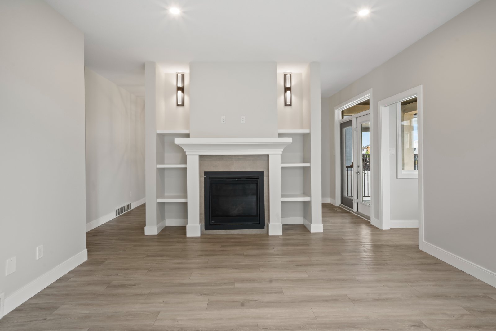4 Bedroom House for Rent - 3312 Crosbie Cres, Regina, SK 2