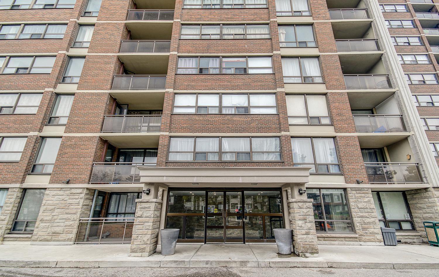 2 Bedroom Apartment for Rent - 44 Valley Woods Road, Toronto, ON 4