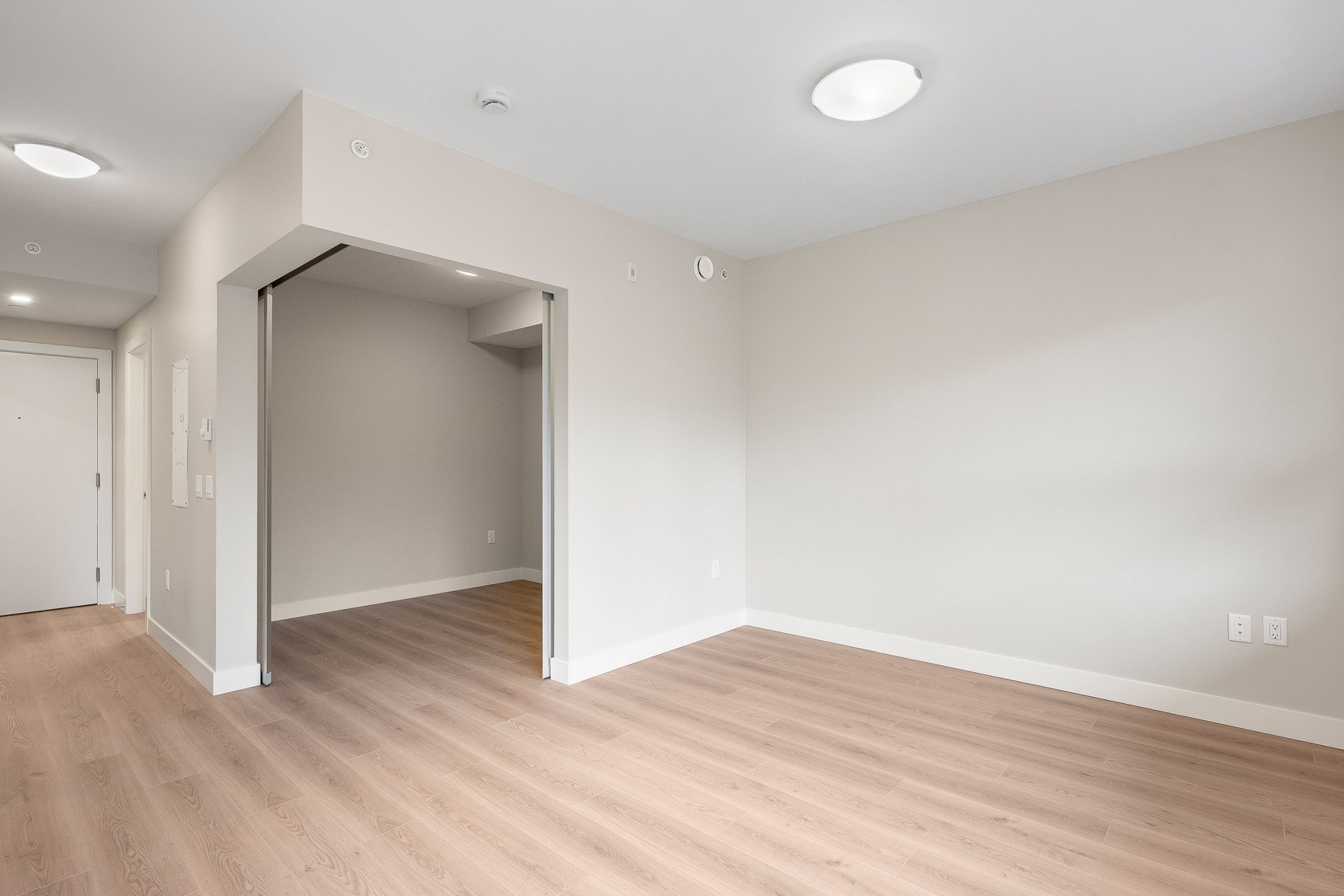 Studio Apartment for Rent - 641 Claremont Street, Coquitlam, BC 3