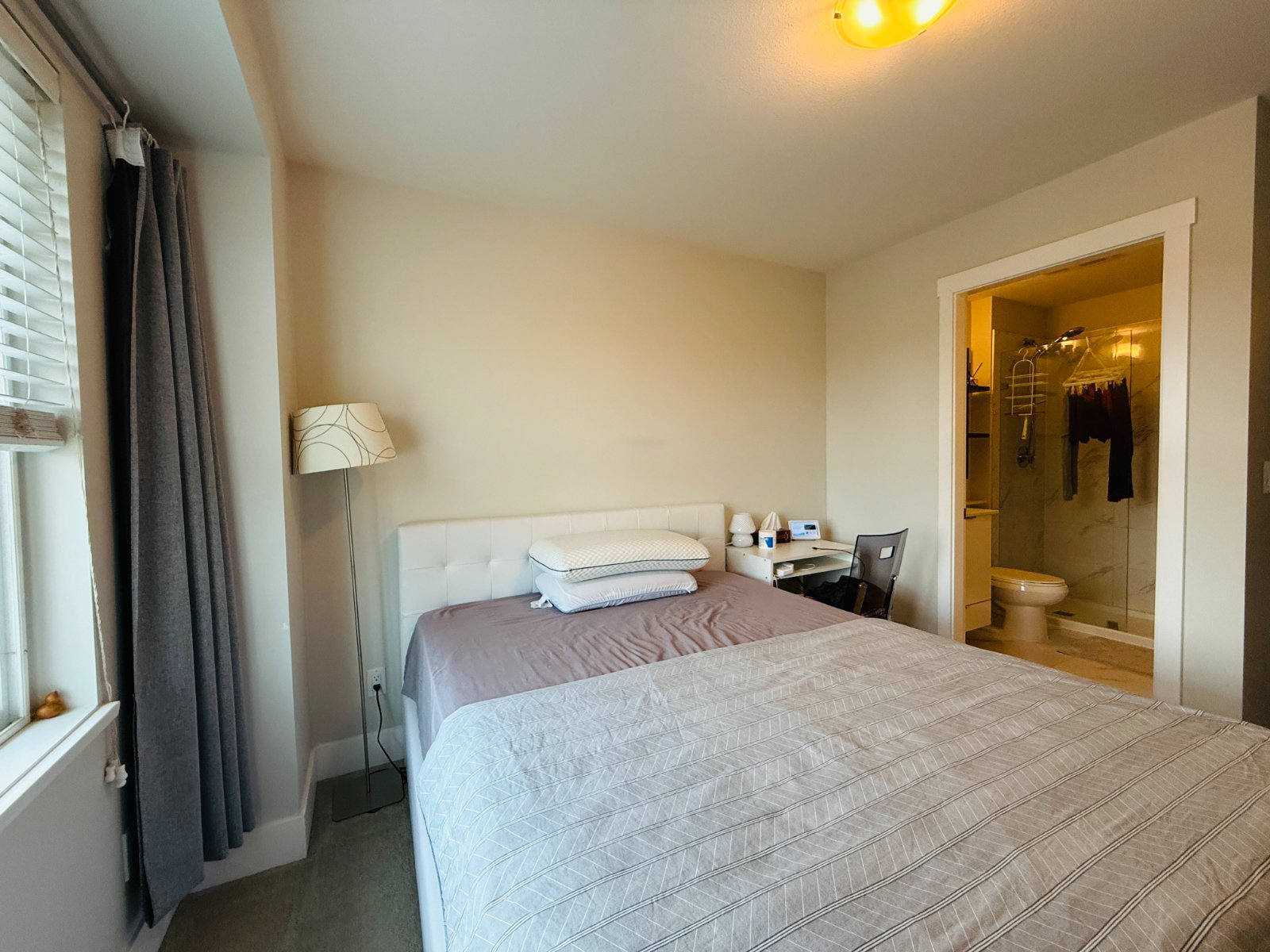 Room in Townhouse for Rent - 4588 Dubbert St, Richmond, BC 4