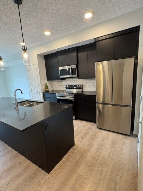 2 Bedroom Apartment for Rent - 550 Belmont Street Southwest, Calgary, AB 4