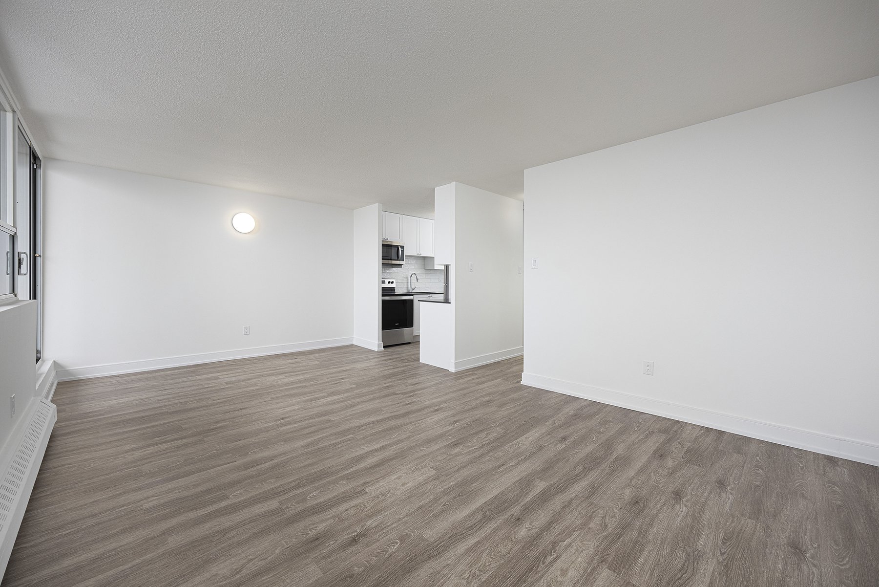 Studio Apartment for Rent - 2200 Roche Court, Mississauga, ON 5
