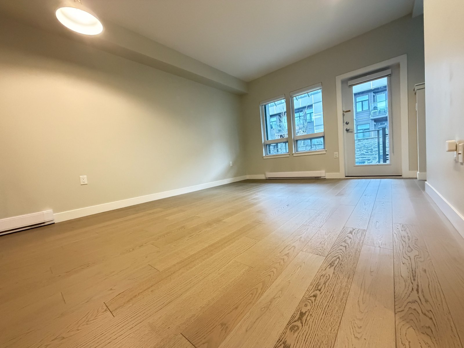 3 Bedroom Townhouse for Rent - 1738 55A St, Delta, BC 5
