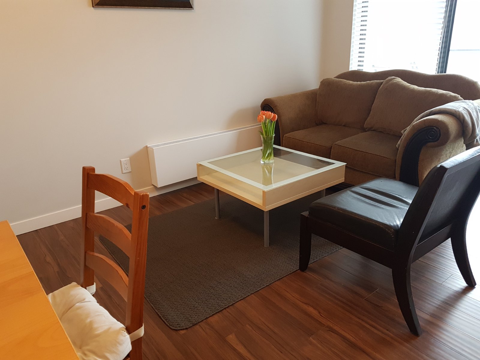 Studio Apartment for Rent - 215 1st St W, North Vancouver, BC 5