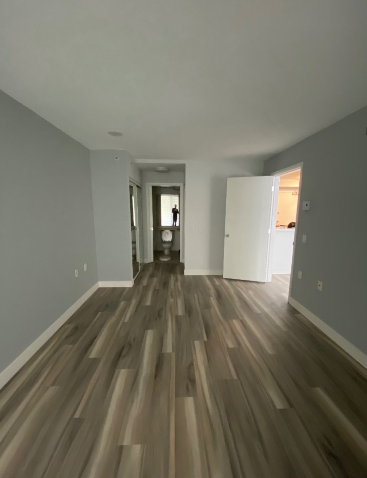 2 Bedroom Apartment for Rent - 8180 Granville Ave, Richmond, BC 3