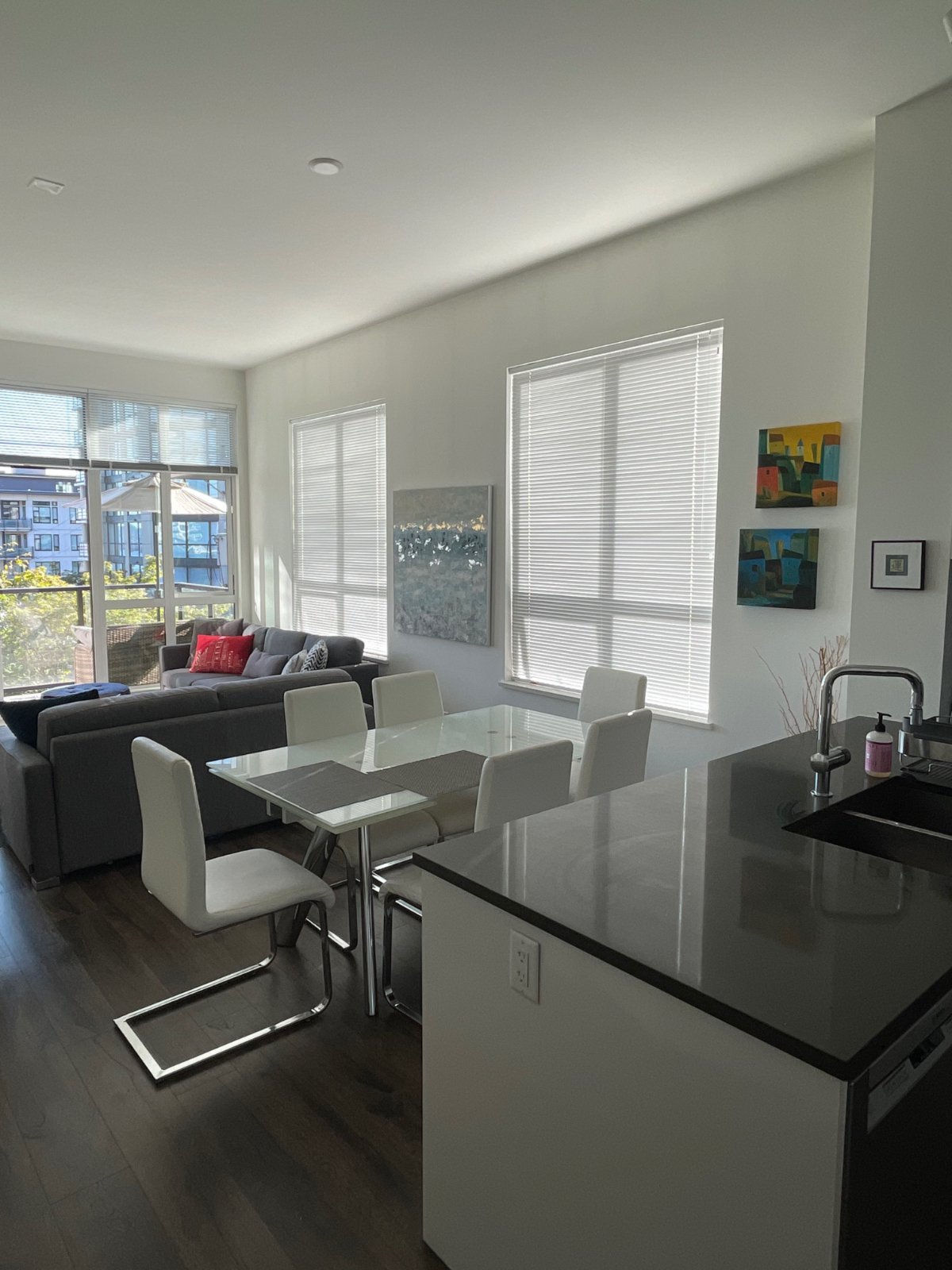 Room in Apartment for Rent - 105 2nd St W, North Vancouver, BC 3