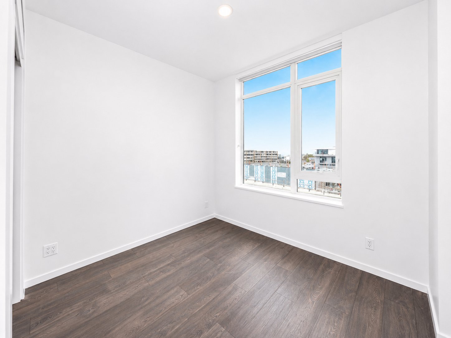 5 Bedroom Apartment for Rent - 6788 Minoru Blvd, Richmond, BC 5