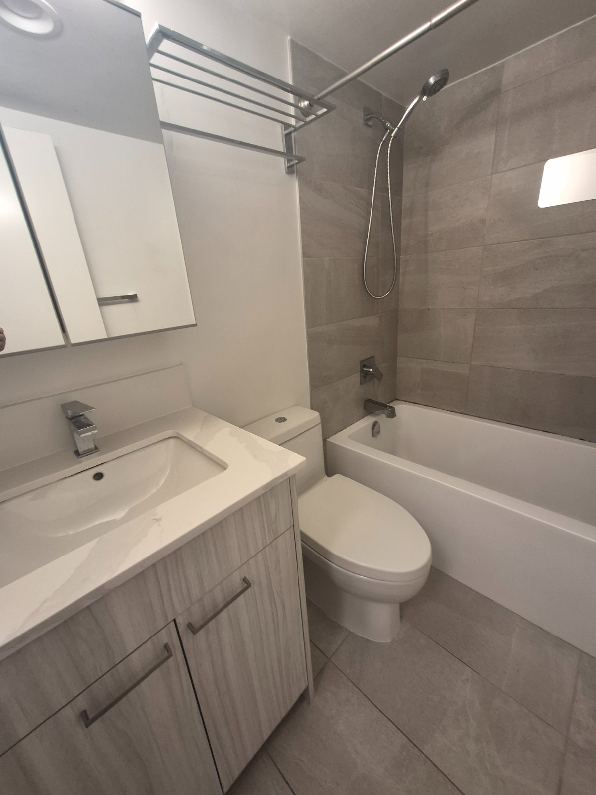 Studio Apartment for Rent - 1873 Nelson St, Vancouver, BC 4