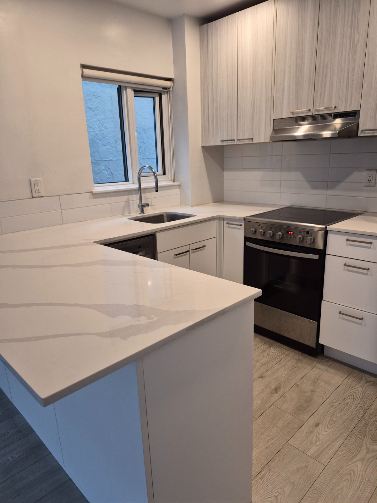 Studio Apartment for Rent - 1873 Nelson St, Vancouver, BC 3