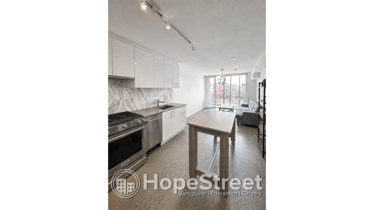 Studio Apartment for Rent - 231 East Pender Street, Vancouver, BC 2