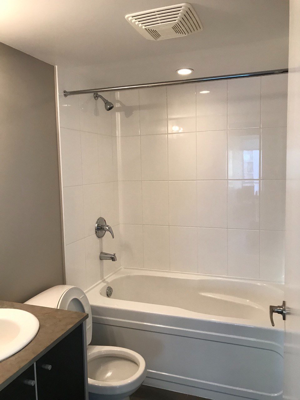 Room in Apartment for Rent - 9981 Whalley Blvd, Surrey, BC 2