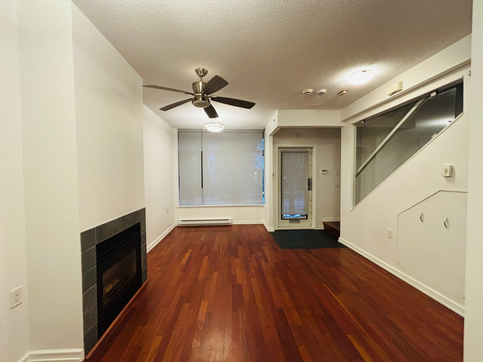 2 Bedroom Apartment for Rent - 885 Helmcken St, Vancouver, BC 5