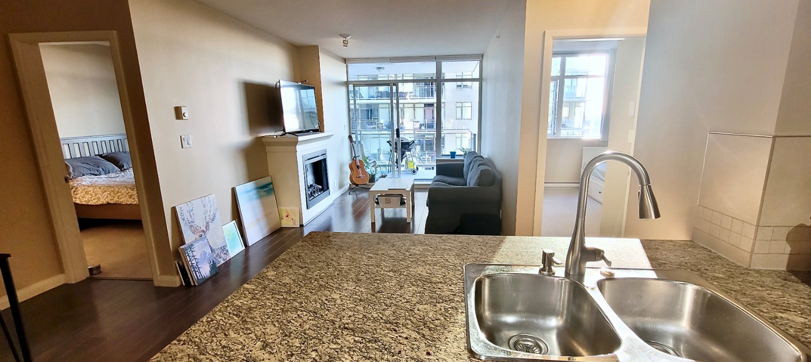 2 Bedroom Apartment for Rent - 892 Carnarvon St, New Westminster, BC 2