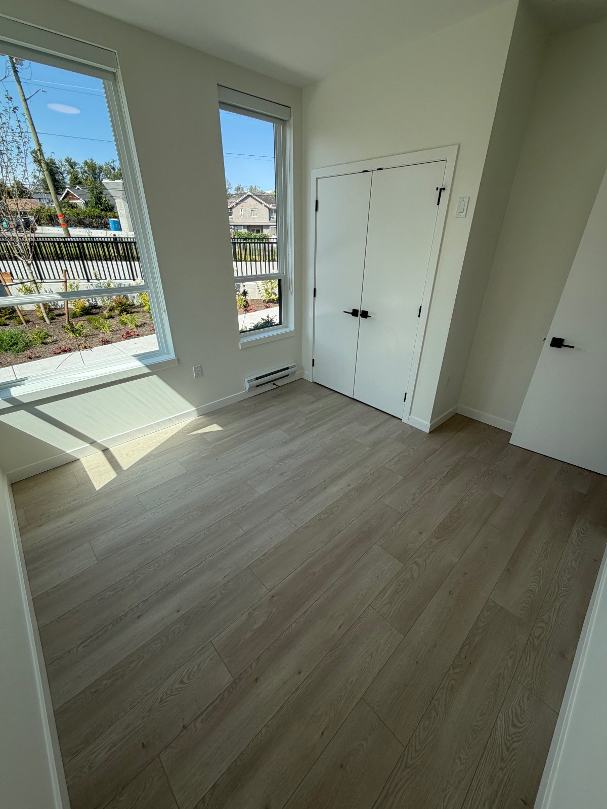 2 Bedroom Apartment for Rent - 6270 Gooseberry Dr, Surrey, BC 4