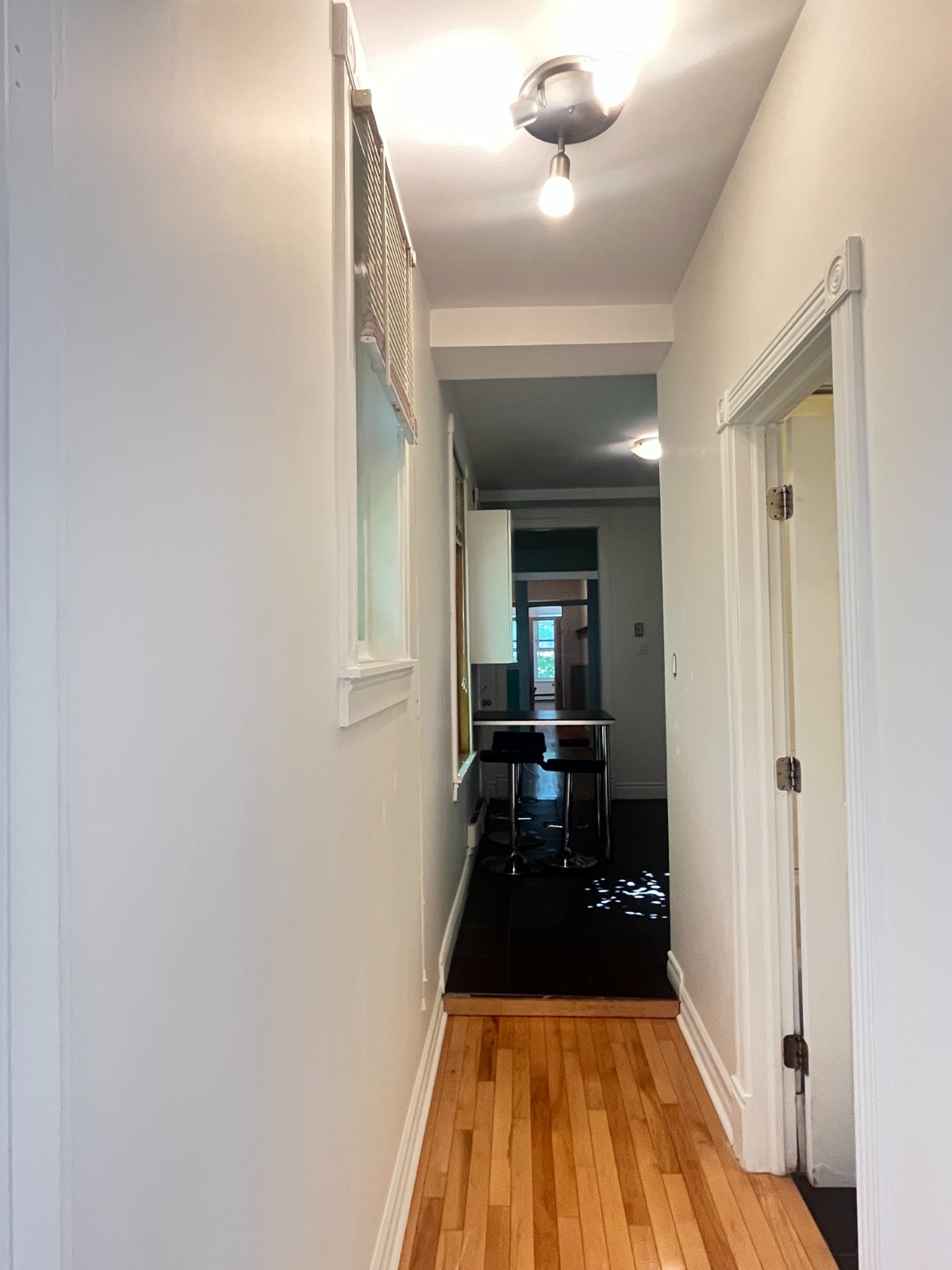 3 Bedroom Apartment for Rent - 4005 Rue St-Dominique, Montréal, QC 5