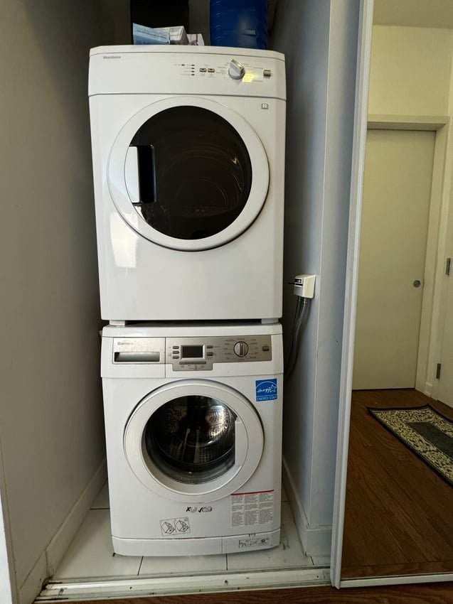 Room in Apartment for Rent - 12 York St, Toronto, ON 5