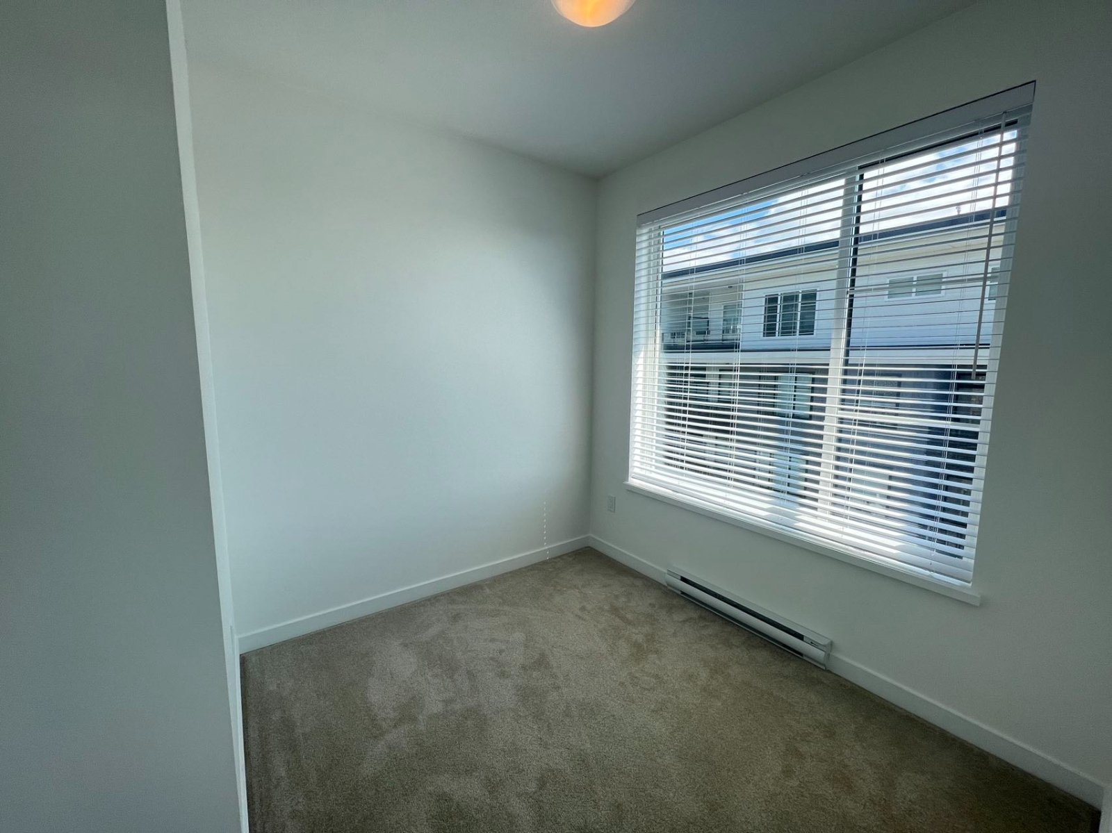 3 Bedroom Apartment for Rent - 15815 85 Ave, Surrey, BC 4