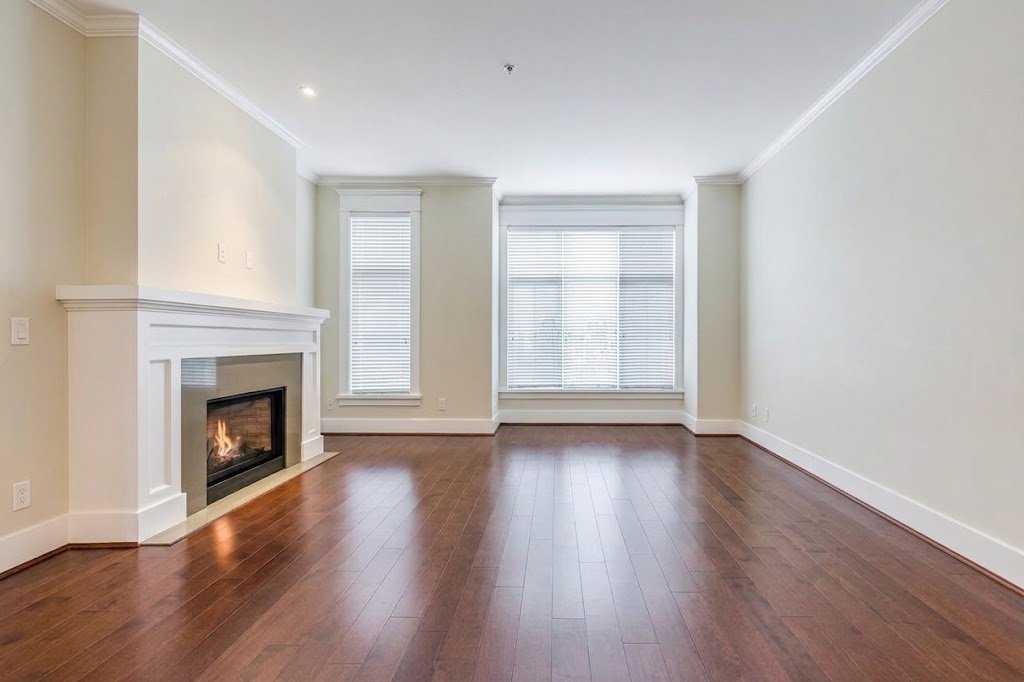 6 Bedroom Townhouse for Rent - 6290 Eagles Dr, Vancouver, BC 2
