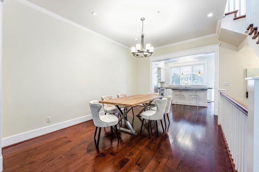 6 Bedroom Townhouse for Rent - 6290 Eagles Dr, Vancouver, BC 3