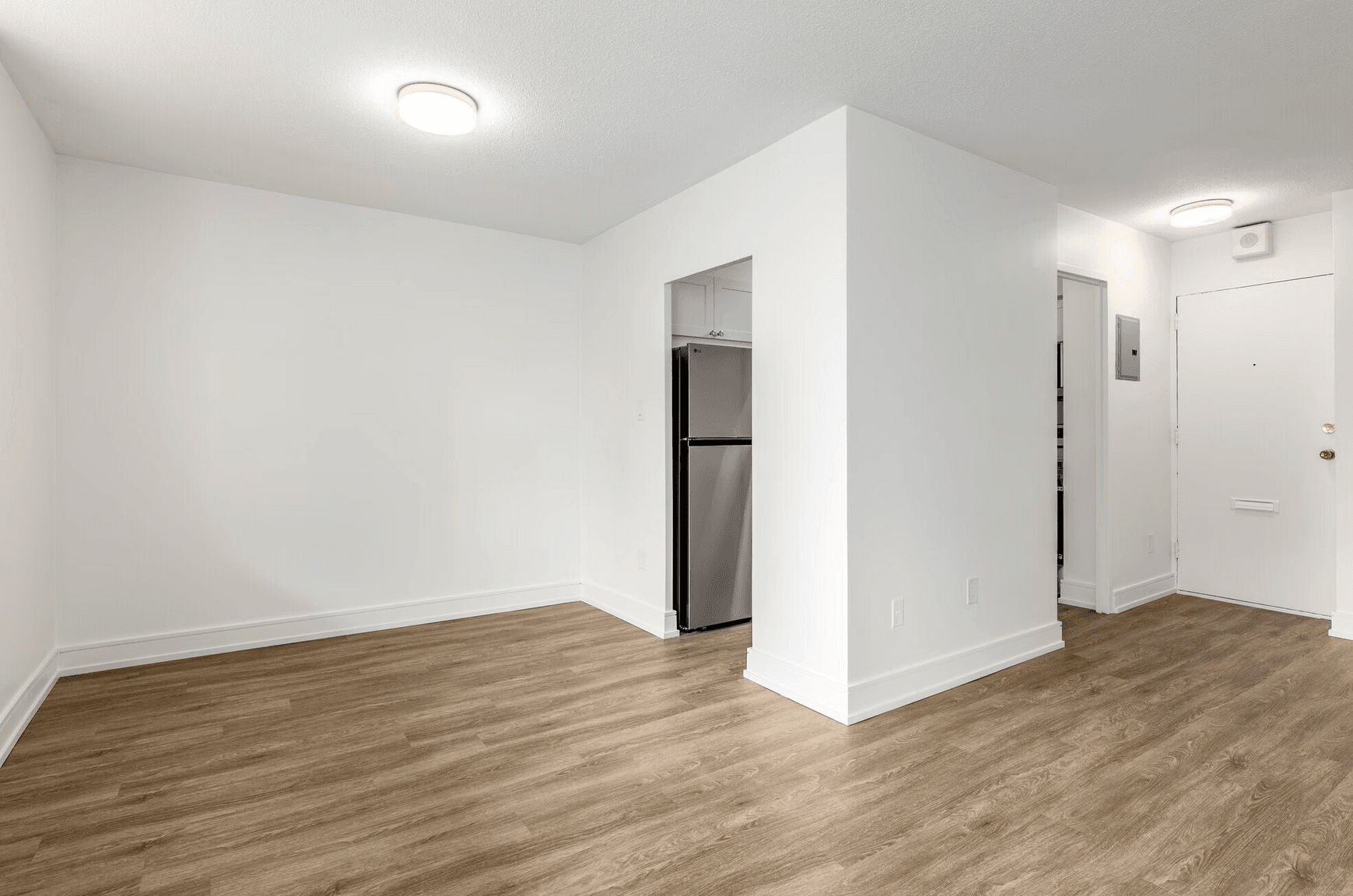 2 Bedroom Apartment for Rent - 30 High Street East, Mississauga, ON 2