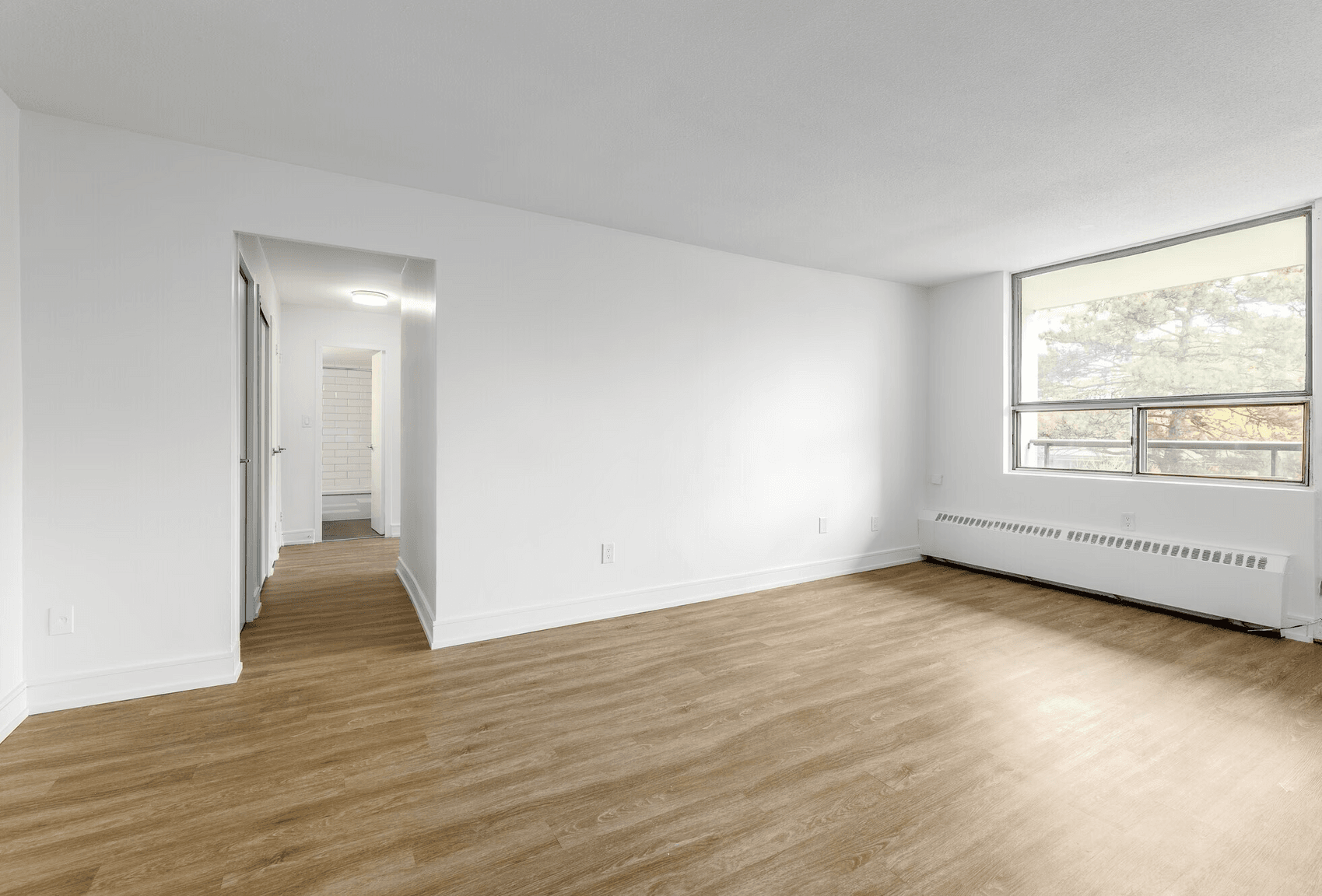 2 Bedroom Apartment for Rent - 30 High Street East, Mississauga, ON 3