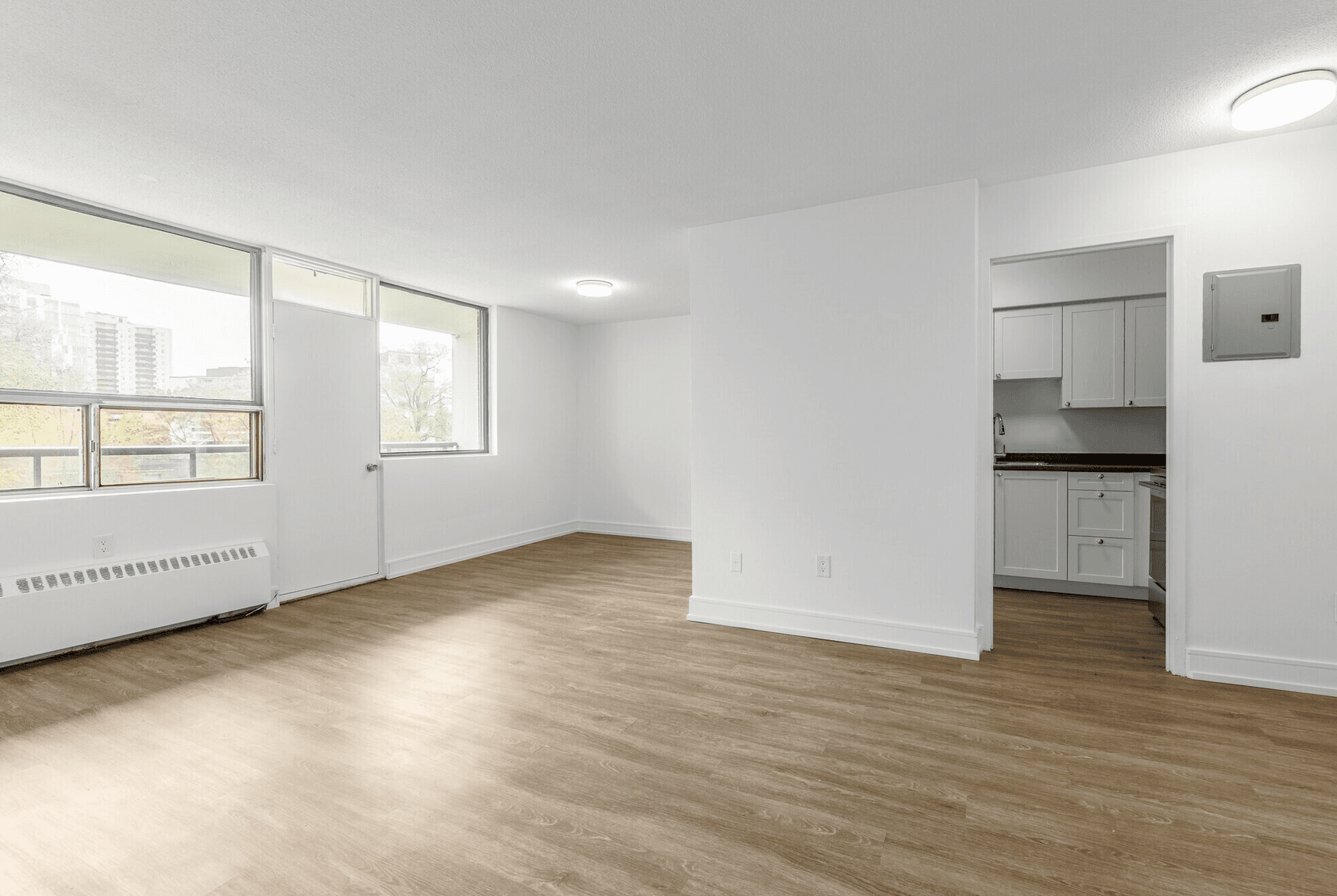 2 Bedroom Apartment for Rent - 30 High Street East, Mississauga, ON 4
