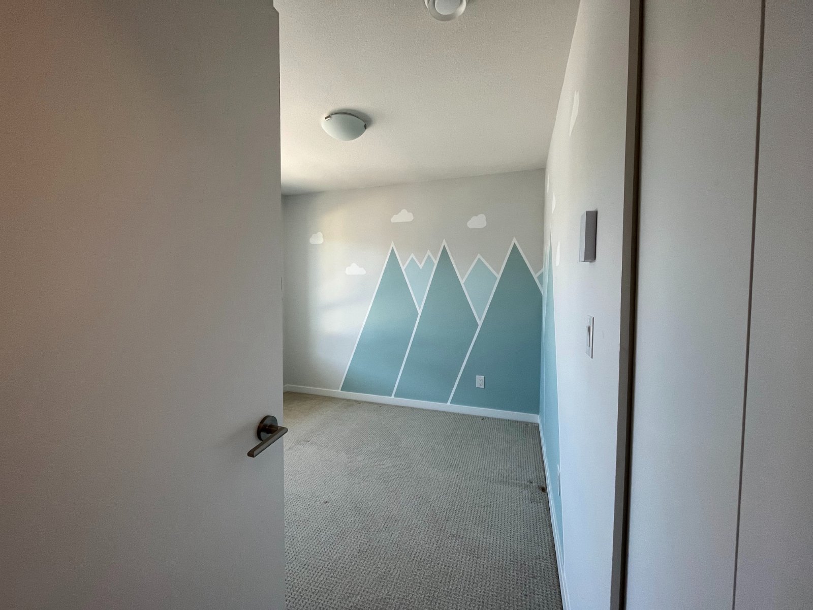4 Bedroom Townhouse for Rent - 16525 Watson Dr, Surrey, BC 5