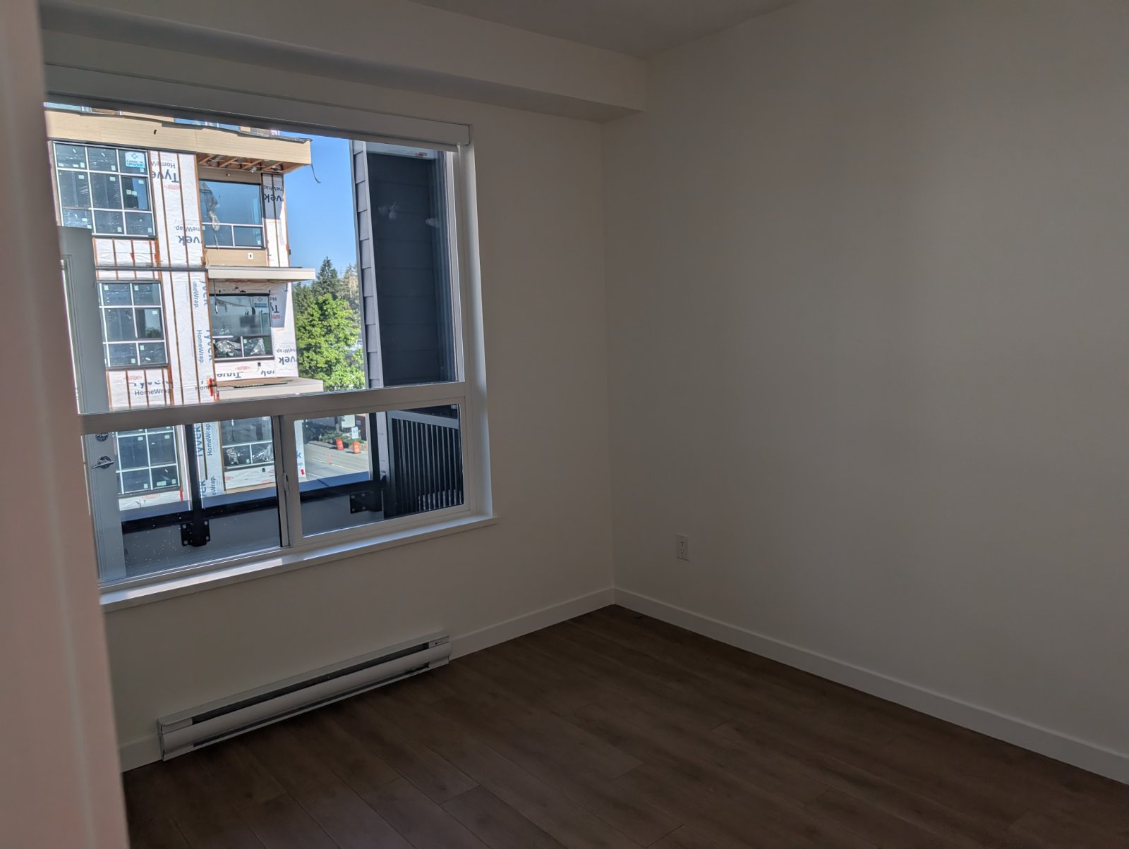2 Bedroom Apartment for Rent - 15780 Fraser Hwy, Surrey, BC 4